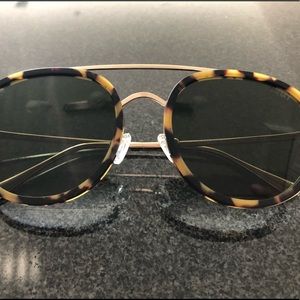 MVMT unisex sunglasses